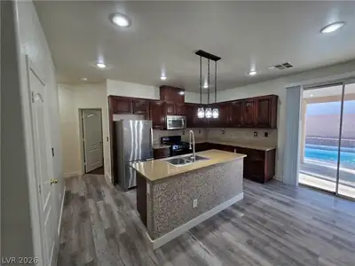 7349 Dolphine Crest Avenue, Las Vegas, NV 89129 Kitchen