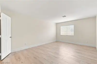 446 Winthrop Place Bedroom
