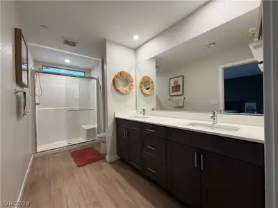 9262 Desert Pearl Avenue Primary Bathroom