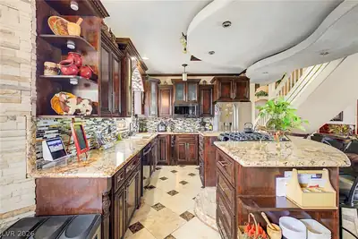 8985 South Tenaya Way Kitchen