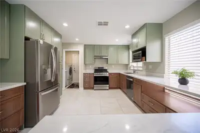 3725 Shanagolden Street Kitchen