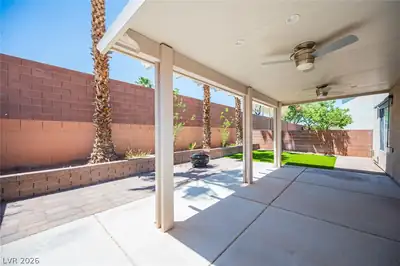 3725 Shanagolden Street Patio