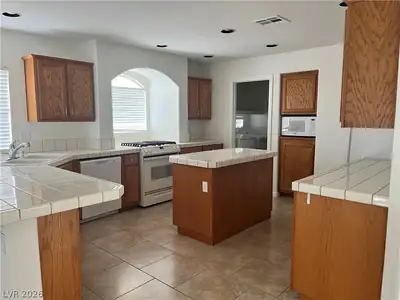 10878 ROYAL HIGHLANDS Street 0 Kitchen