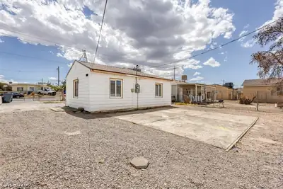 120 West Victory Road, Henderson, NV 89015 