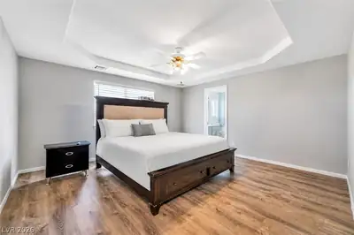 2620 Sagebrush Avenue Bedroom