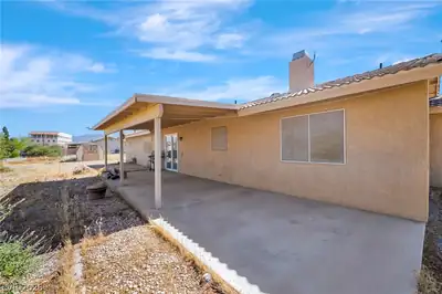 2620 Sagebrush Avenue Patio
