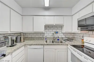 3151 Soaring Gulls Drive 1024, Las Vegas