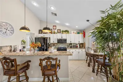 814 Manor Shores Road Kitchen