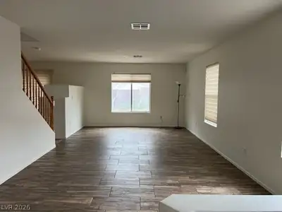10529 Majestic Beauty Avenue Living Room