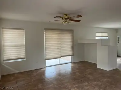 10529 Majestic Beauty Avenue Dining Room
