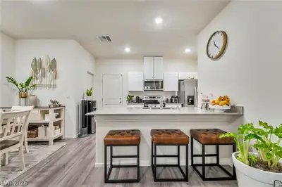 451 Horizon Cove Place Kitchen