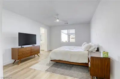 6104 Avery Pointe Street Primary Bedroom