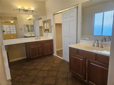 230 Valerian Street Primary Bathroom