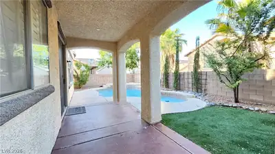 326 Carlisle Crossing Street Patio
