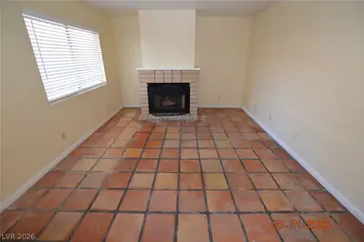 5265 Child Court 109 Living Room