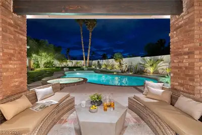 2919 Reiger Court Patio
