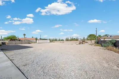 La Cienega Lot