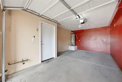 5298 Aurora Beam Avenue Garage