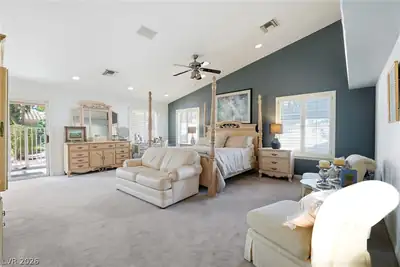 3747 East Quail Avenue Primary Bedroom