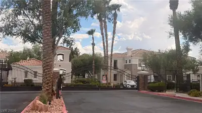 2325 Windmill Parkway 1613, Henderson