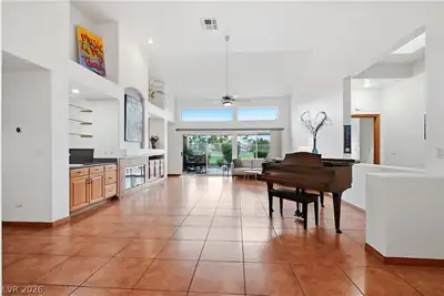 1842 Indian Bend Drive Living Room