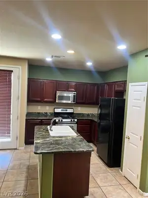 8177 SAILOR POINT Avenue Kitchen
