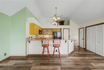 7120 Maybrook Drive Kitchen