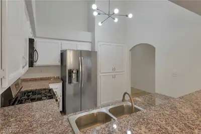 2035 East Warm Springs Road 1005 Kitchen