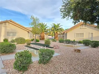 2035 East Warm Springs Road 1005 Yard
