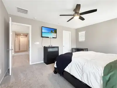 2931 Tranquil Brook Avenue Bedroom