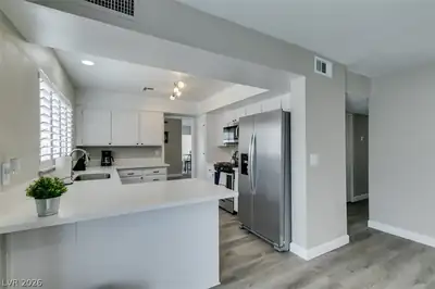6585 Minton Court Kitchen