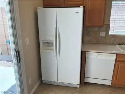 5415 Blue Oat Avenue Kitchen
