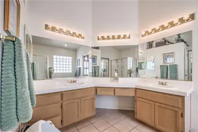 7785 Buckwood Court Primary Bathroom