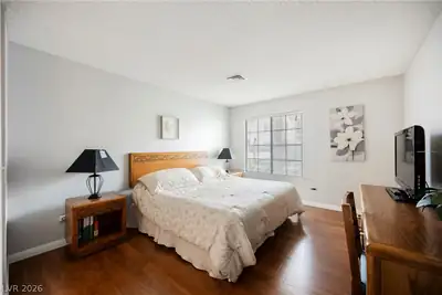 4836 Nara Vista Way 104 Bedroom