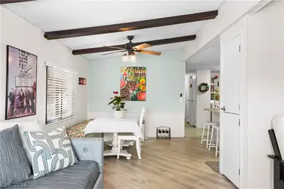 3671 Gulf Shores Drive Dining Area