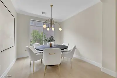 10551 Mandarino Avenue Dining Area