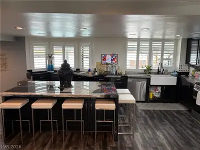 8765 Beluga Way Kitchen