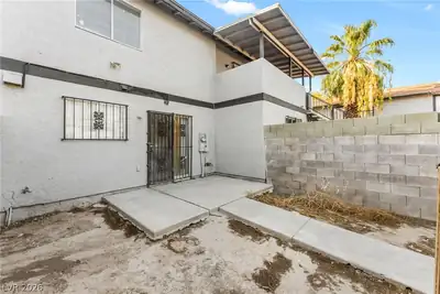 3412 Mercury Street H Patio