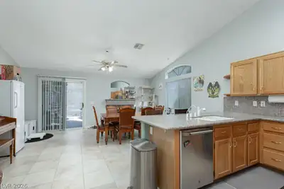 130 Ringlore Drive Drive Kitchen