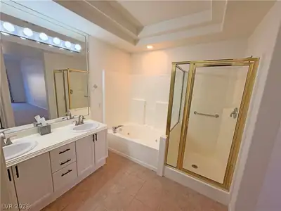 9298 Dames Rocket Place, Las Vegas, NV 89148 Primary Bathroom