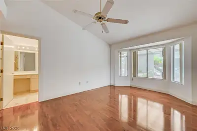 2925 Dry Ridge Court Bedroom