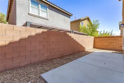 8640 Bella Sparkle Avenue Patio