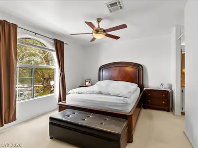 3125 North Buffalo Drive 2092 Bedroom