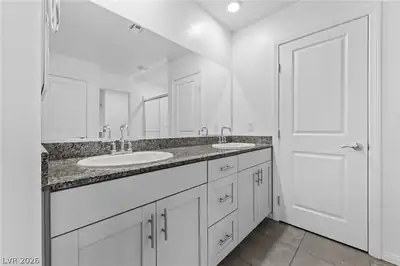 10831 Lexus Court Primary Bathroom