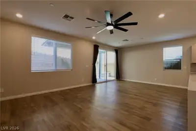 8494 Torozo Avenue Living Room