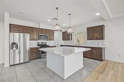 10421 Lorca Major Street Kitchen