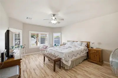 4940 Stubblefield Drive Bedroom