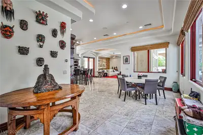 2 Sardana Court Dining Area