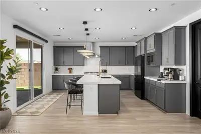 8836 Scalpay Street Kitchen
