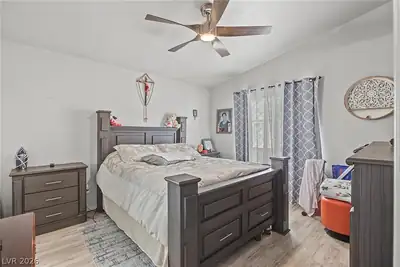 8749 Horizon Wind Avenue 101 Bedroom